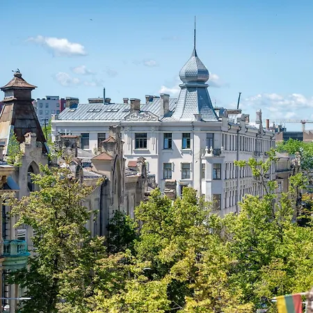 Sunny Garden Street In Апартаменты *